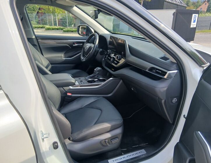 Toyota Highlander 15