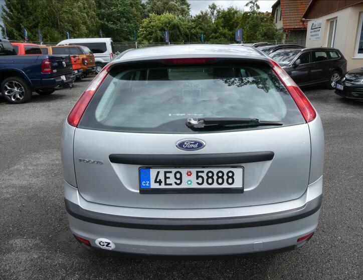 Ford Focus 8