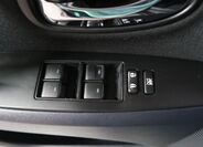 Toyota Avensis 25