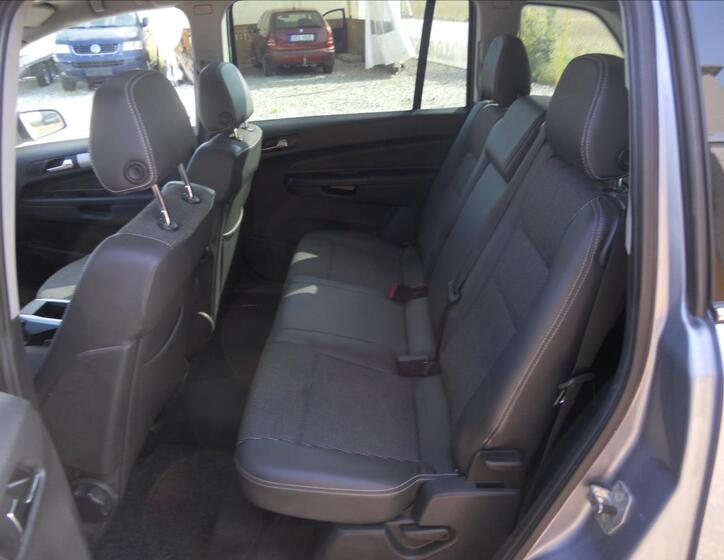 Opel Zafira 17