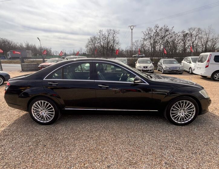 Mercedes-Benz Třídy S 8