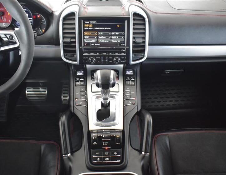Porsche Cayenne 18