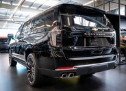 Chevrolet Suburban 2