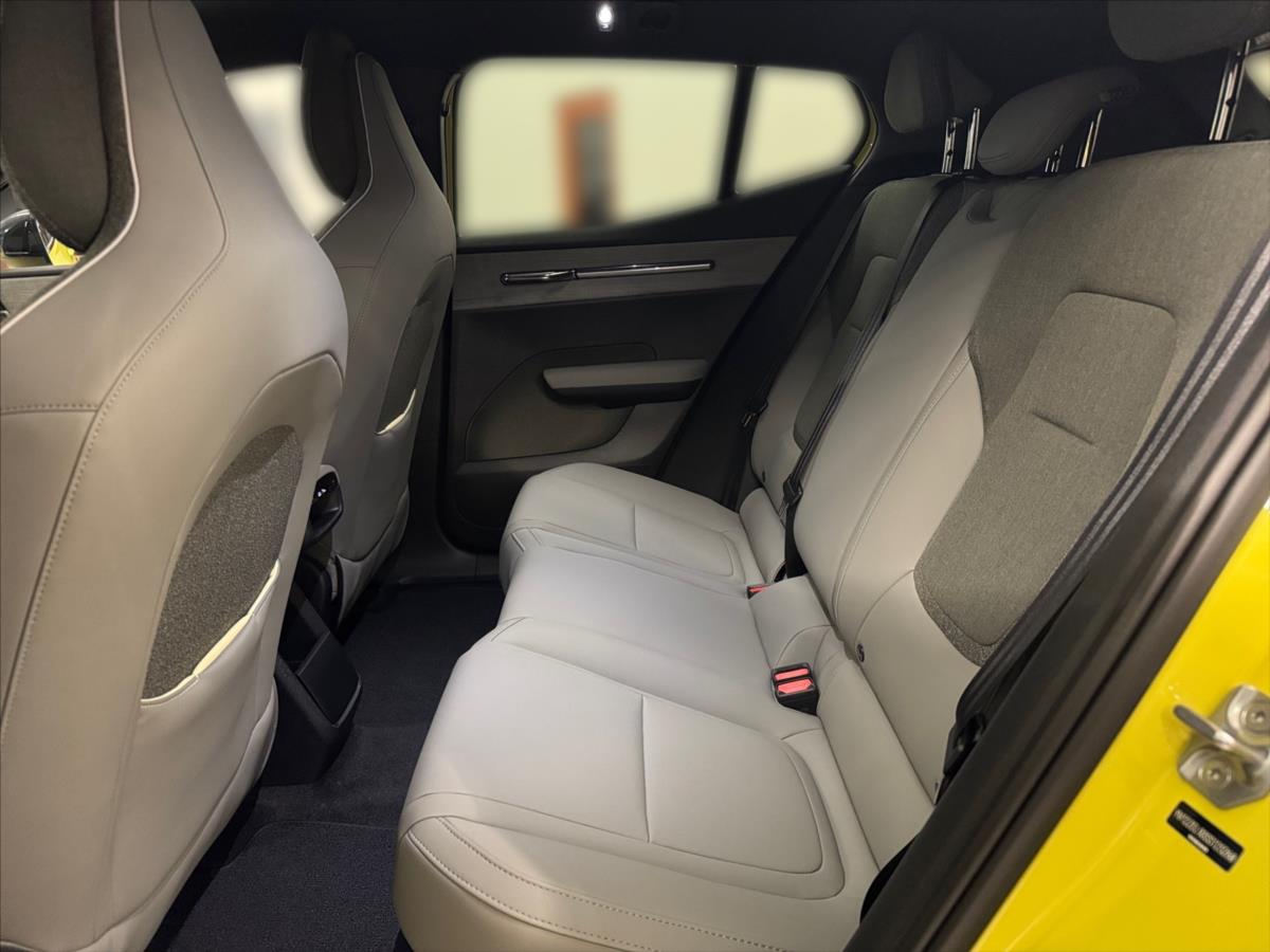 Volvo EX30