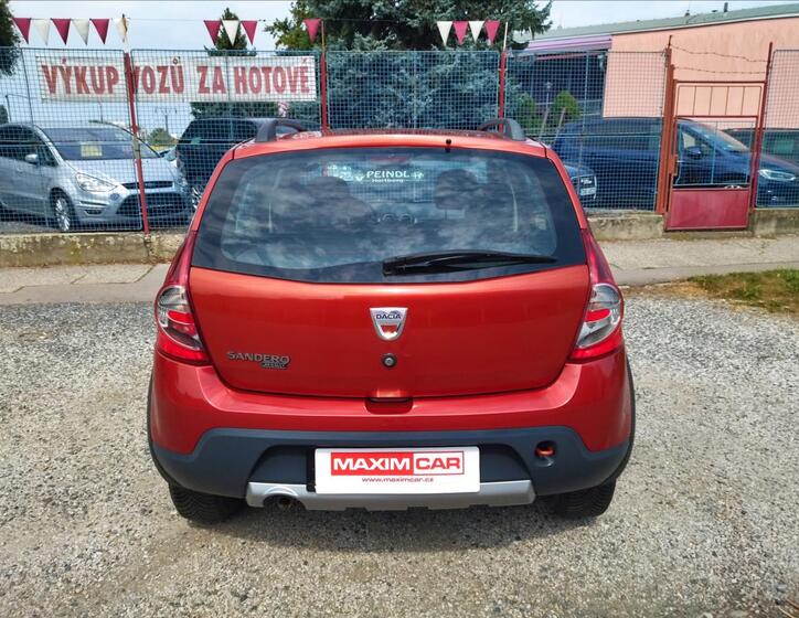 Dacia Sandero 6