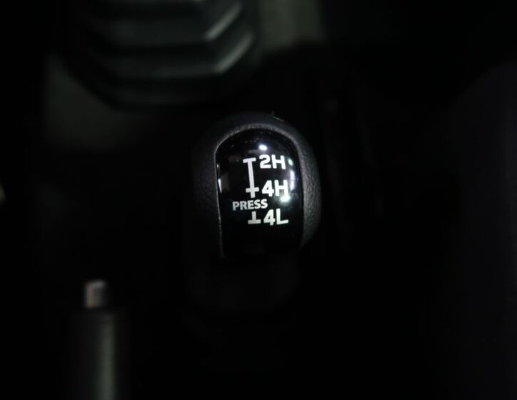 Suzuki Jimny 31