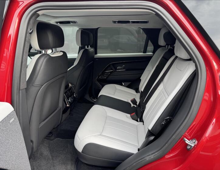 Land Rover Range Rover Sport 12