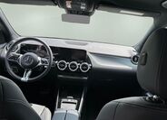 Mercedes-Benz EQA 11