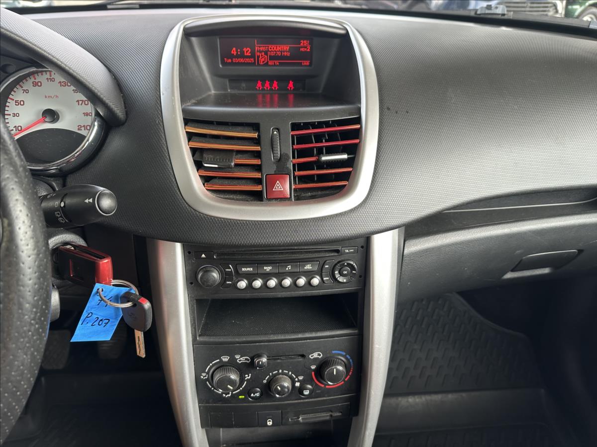 Peugeot 207