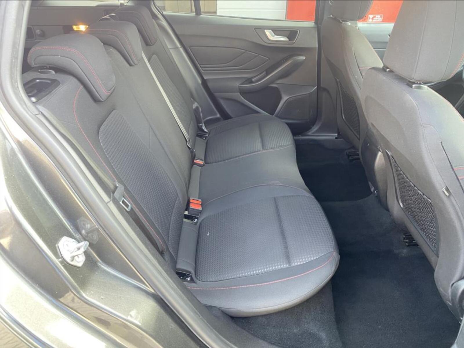 Ford Focus 15
