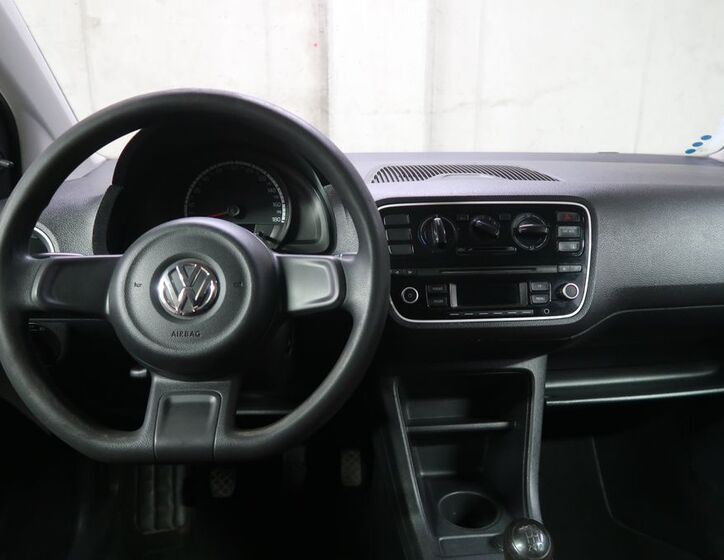 Volkswagen up! 15