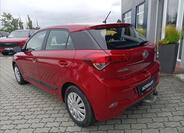 Hyundai i20 10