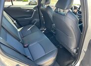 Toyota RAV4 16