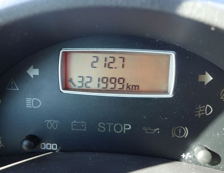 Peugeot 807 25