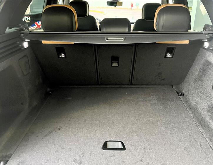 Land Rover Range Rover Sport 7