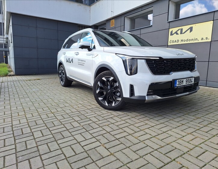 KIA Sorento 1