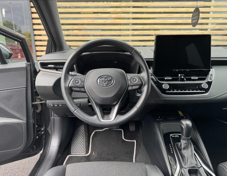 Toyota Corolla 5