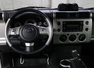 Toyota FJ 18