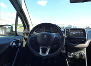 Peugeot 208 16