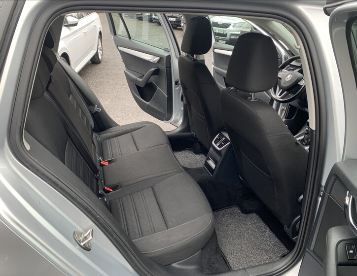 Škoda Octavia 16