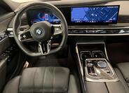 BMW i7 11