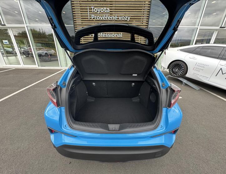 Toyota C-HR 12