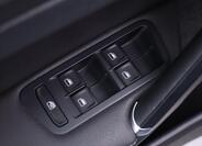 Volkswagen Golf 16