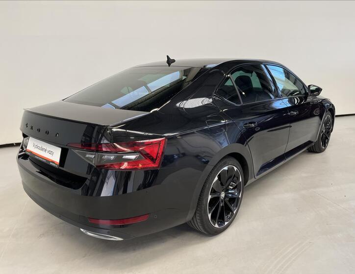 Škoda Superb 2