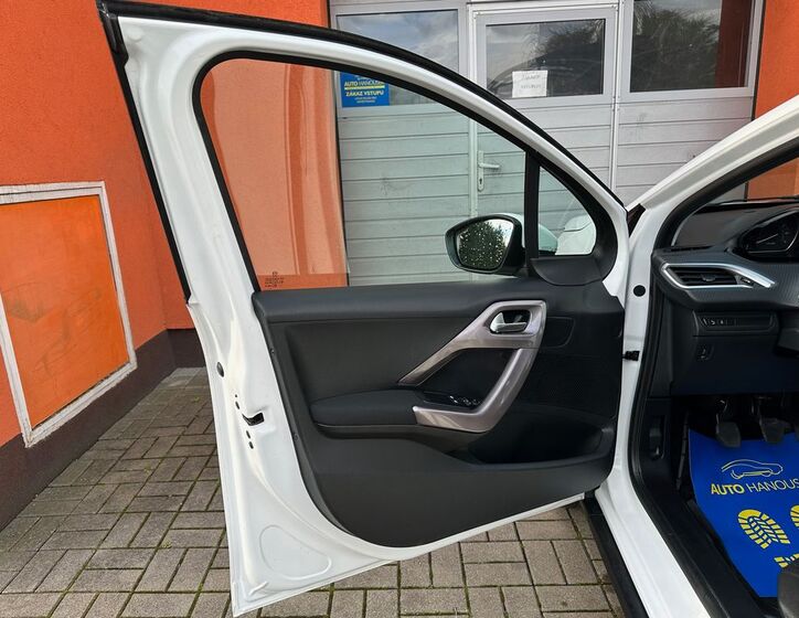Peugeot 2008 18