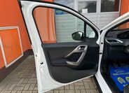 Peugeot 2008 18