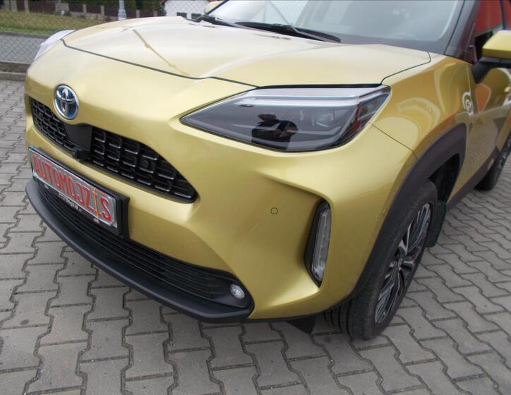 Toyota Yaris 7
