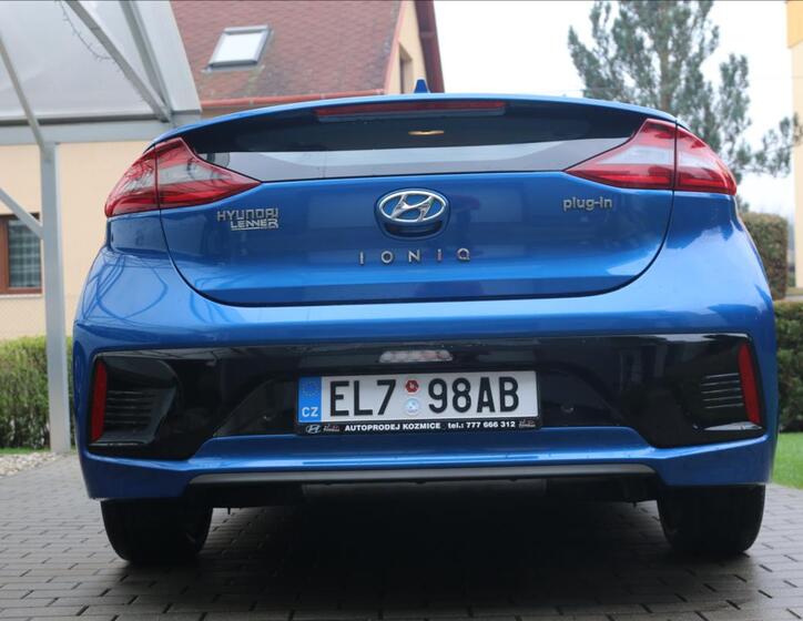Hyundai IONIQ 14