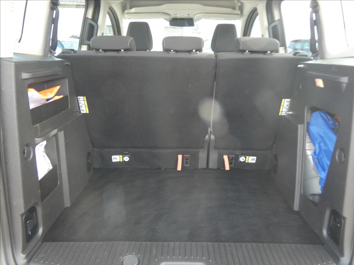 Ford Courier