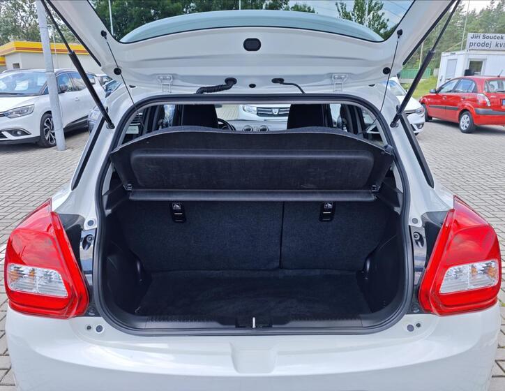 Suzuki Swift 12