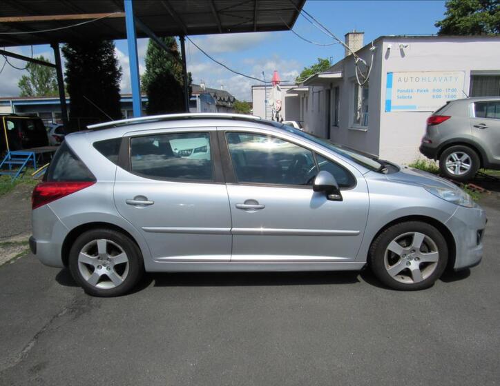 Peugeot 207 8