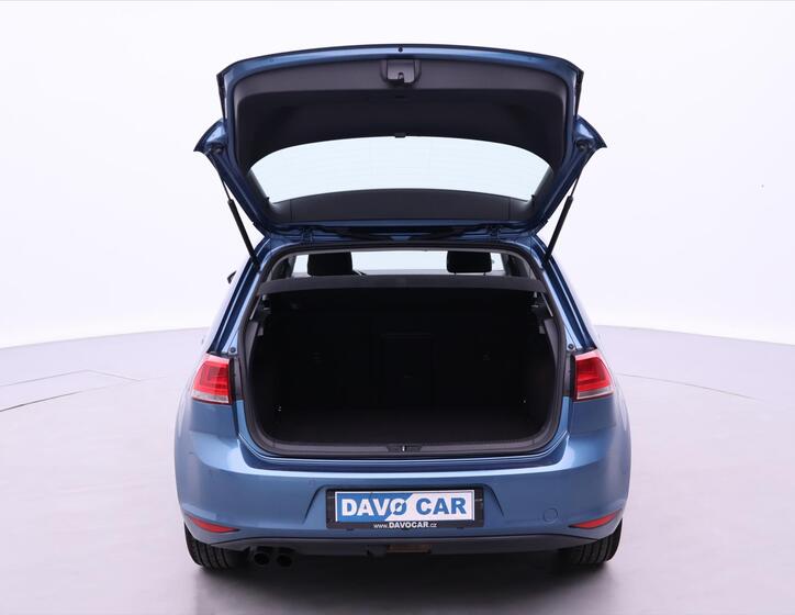 Volkswagen Golf 9
