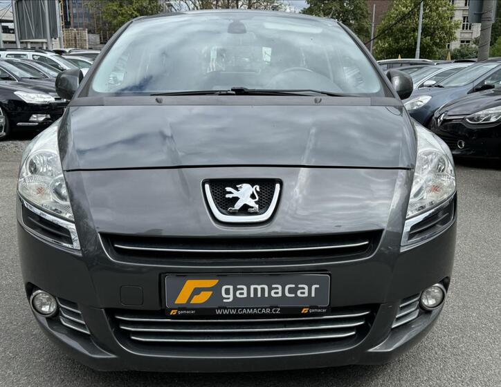Peugeot 5008 1