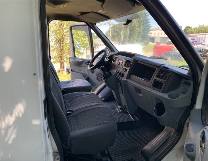 Ford Transit 11