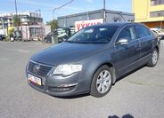 Volkswagen Passat 2