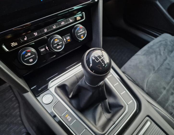 Volkswagen Passat 34