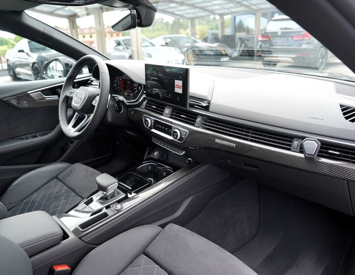 Audi RS5 30