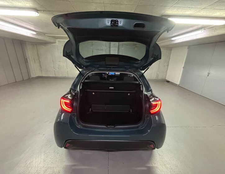 Toyota Yaris 14