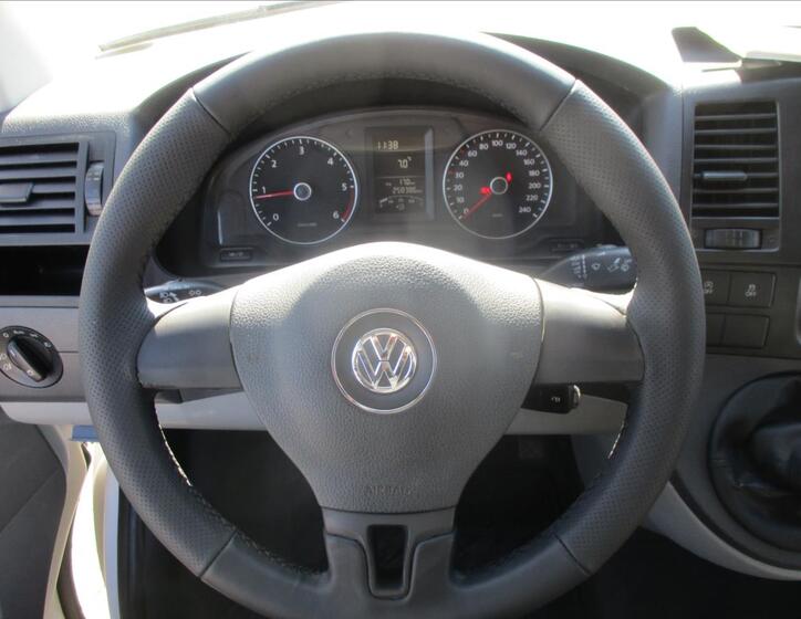 Volkswagen Transporter 13