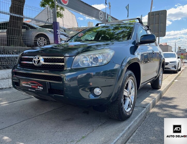 Toyota RAV4 1