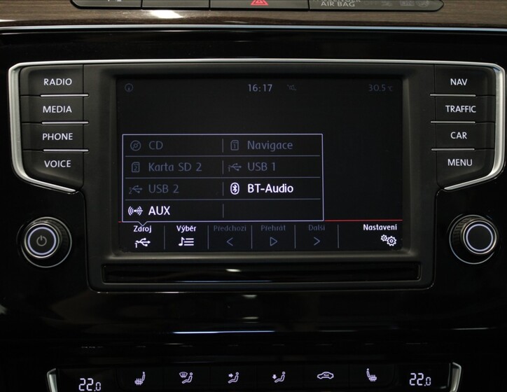 Volkswagen Passat 16