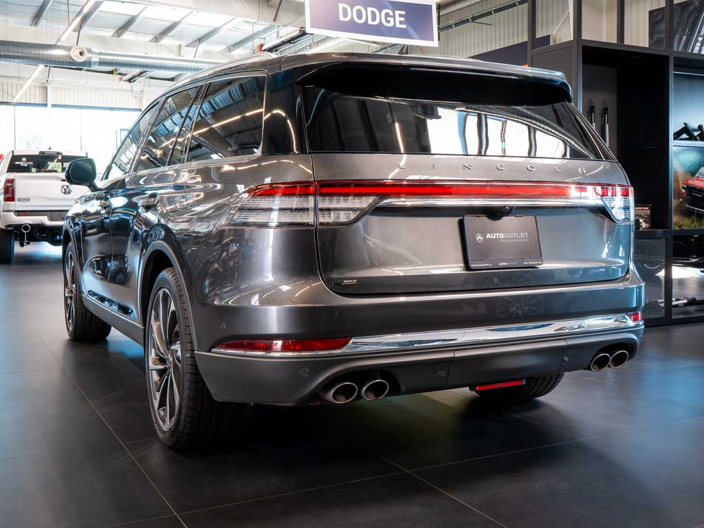 Lincoln Aviator