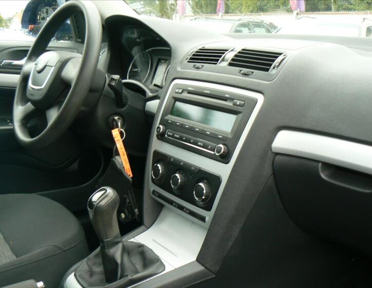 Škoda Octavia 24