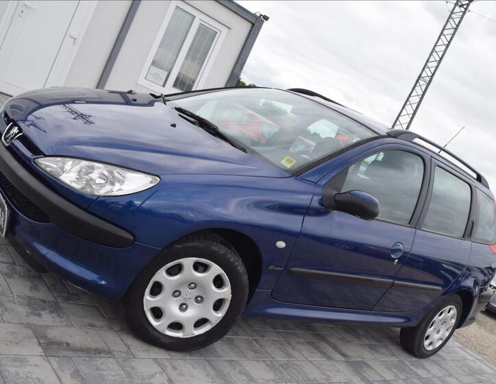 Peugeot 206 1