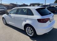 Audi A3 8