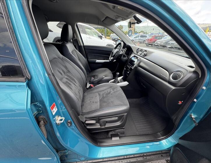 Suzuki Vitara 11